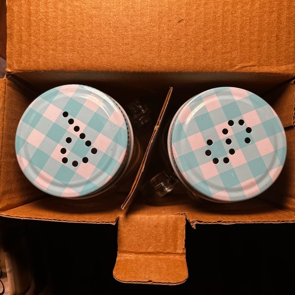 3 Vintage Mason Jar Salt and Pepper Shakers - Picture 9 of 11